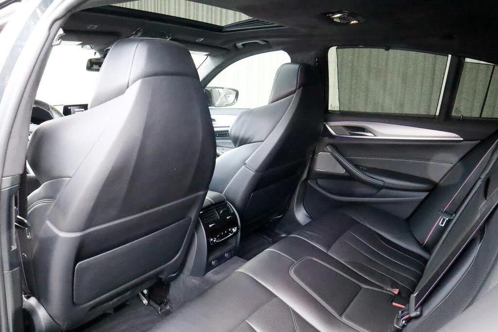 BMW M5 * АвтоКредит* (Цена до БГ) , снимка 14 - Автомобили и джипове - 53741407