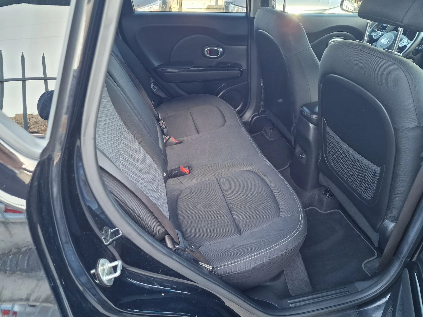 Kia Soul 1.6I-БЕНЗИН-NAVI-CAMERA-LED-EU6, снимка 11 - Автомобили и джипове - 53838372