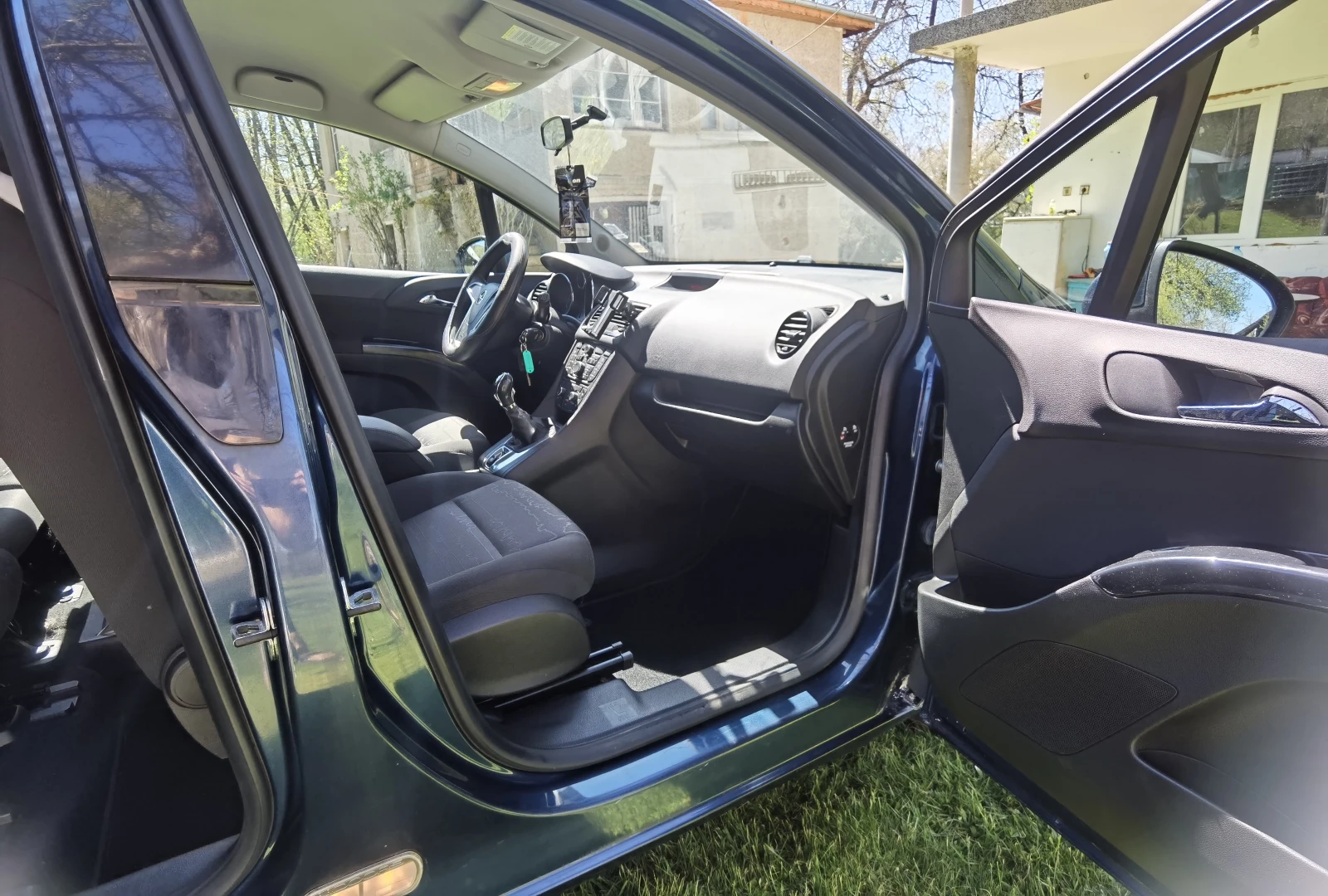 Opel Meriva B, снимка 7 - Автомобили и джипове - 54340255