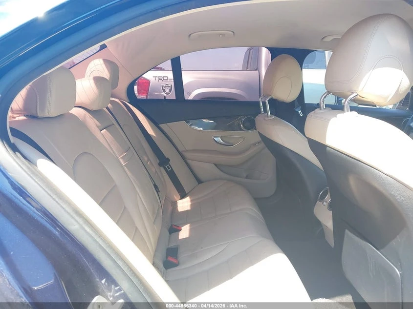 Mercedes-Benz C 300 2.0L I-4 DI, DOHC, VVT, TURBO, 241HP Rear Wheel | Mobile.bg � ����������� 8