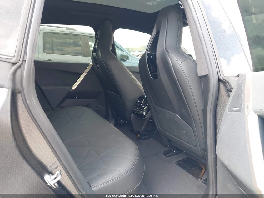 BMW iX xDrive50, снимка 8 - Автомобили и джипове - 54509031