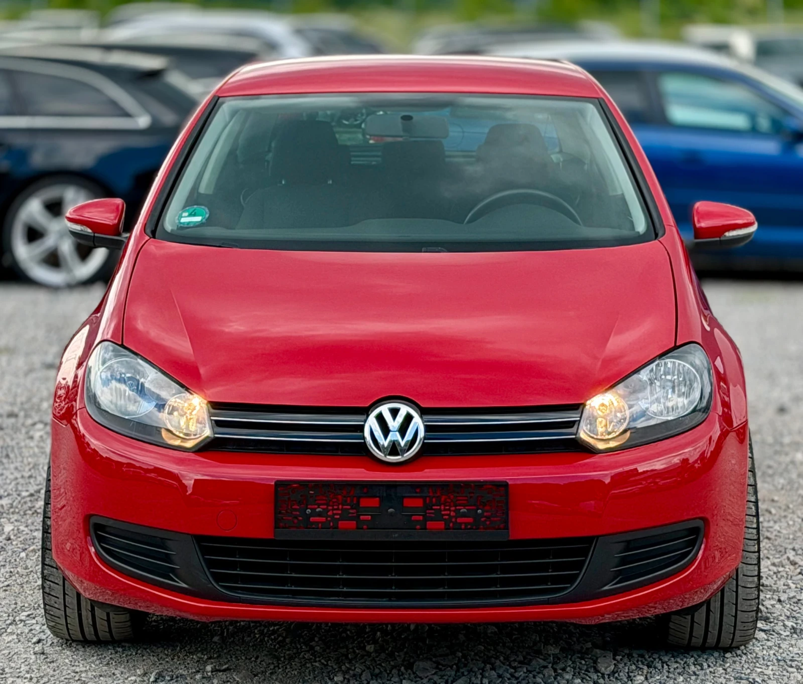 VW Golf 1.4i 80к.с * Климатик* * Стария мотор* , снимка 2 - Автомобили и джипове - 54588271