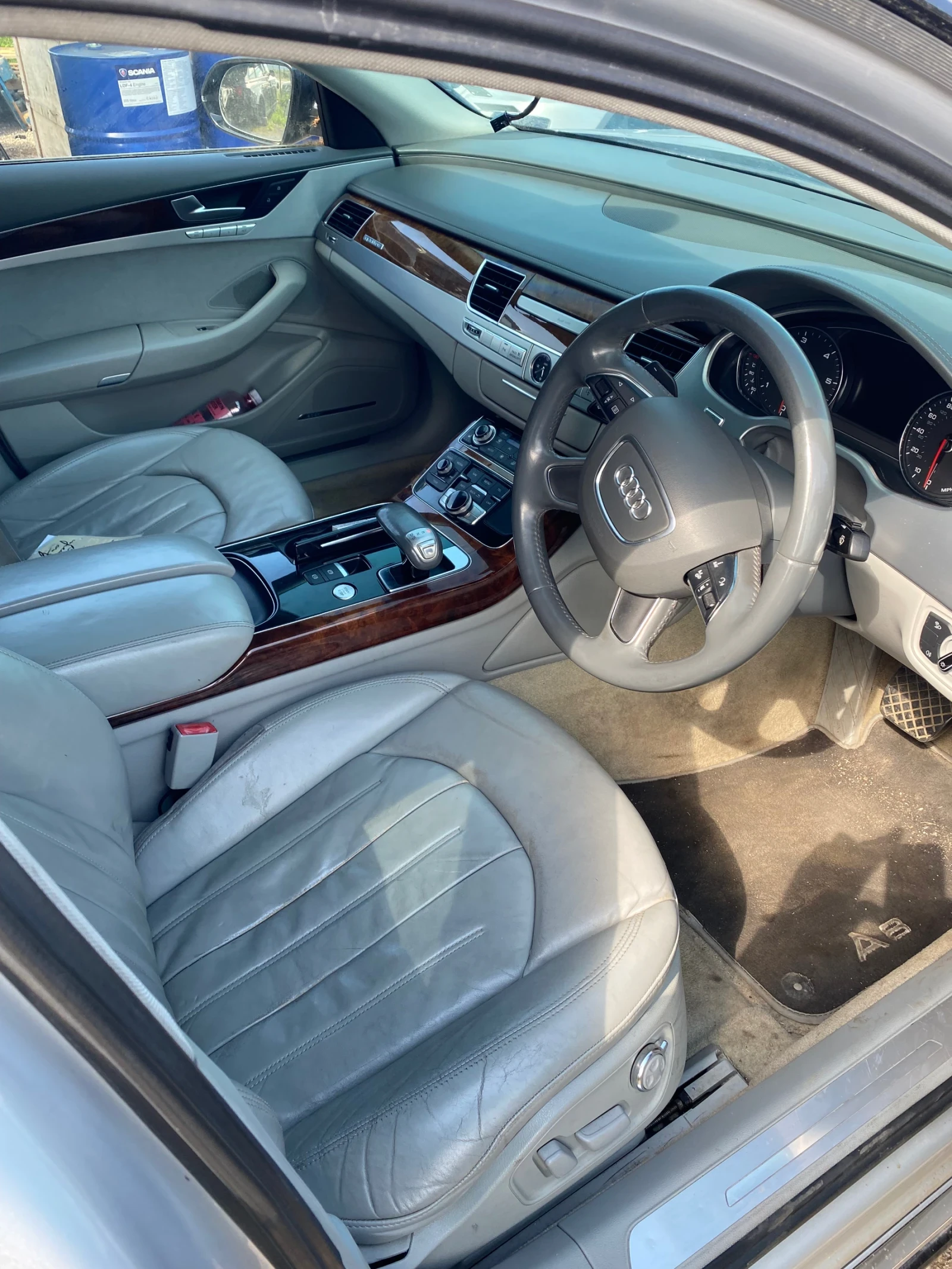 Audi A8 4.2tdi, снимка 4 - Автомобили и джипове - 54626800