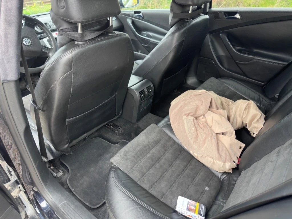 VW Passat 2.0TDI, снимка 8 - Автомобили и джипове - 54635120
