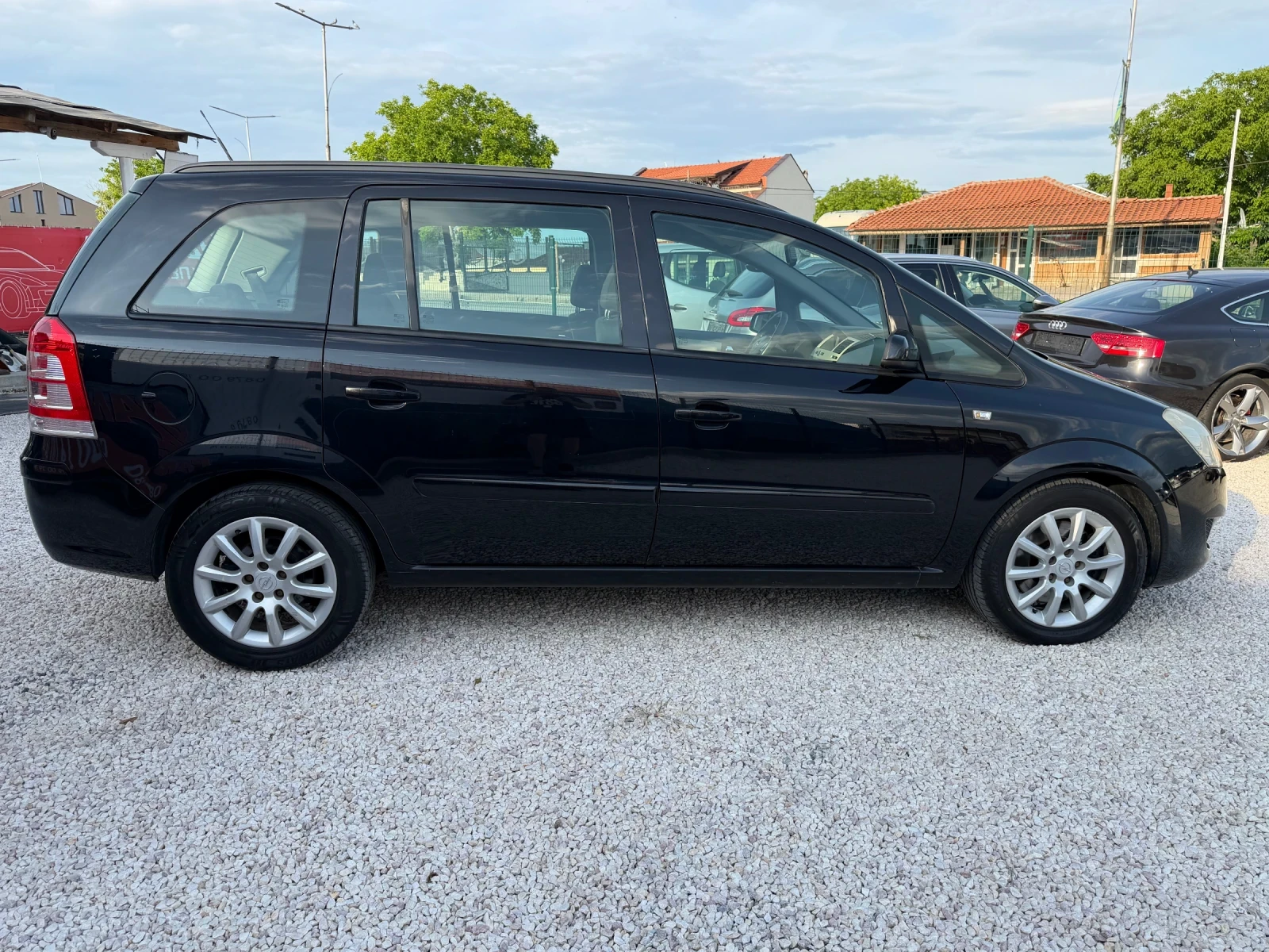 Opel Zafira FACE, снимка 6 - Автомобили и джипове - 54751489