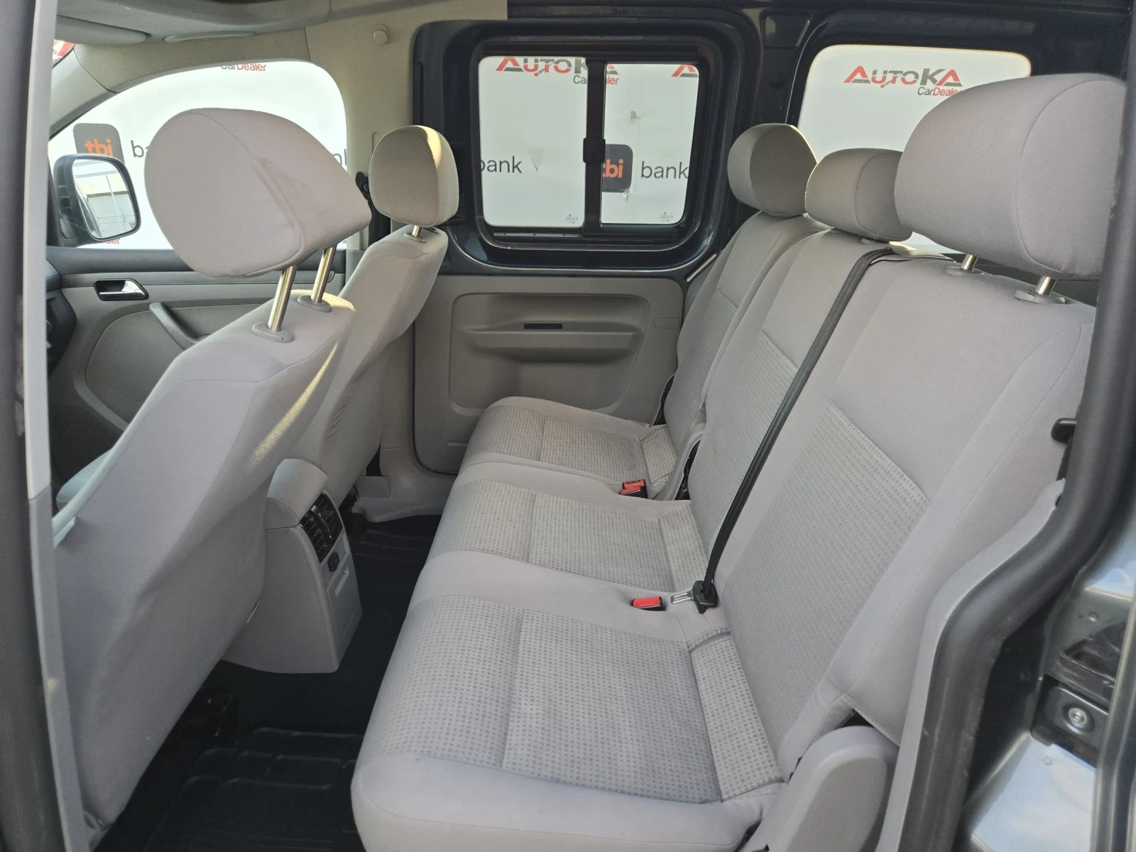 VW Caddy 2.0i-109кс= ФАБРИЧЕН МЕТАН= КЛИМАТРОНИК= ПЪТНИЧЕСК, снимка 9 - Автомобили и джипове - 54824698