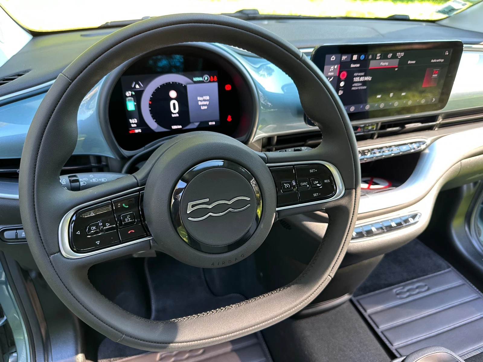 Fiat 500e, снимка 10 - Автомобили и джипове - 55305185