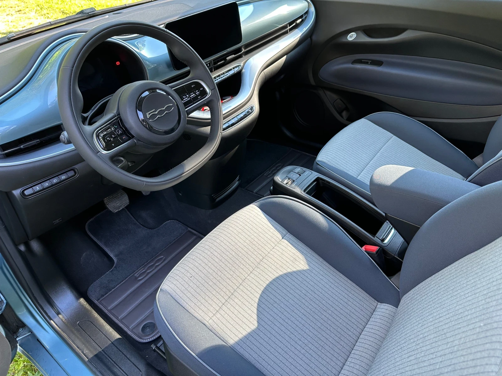 Fiat 500e, снимка 3 - Автомобили и джипове - 56705926