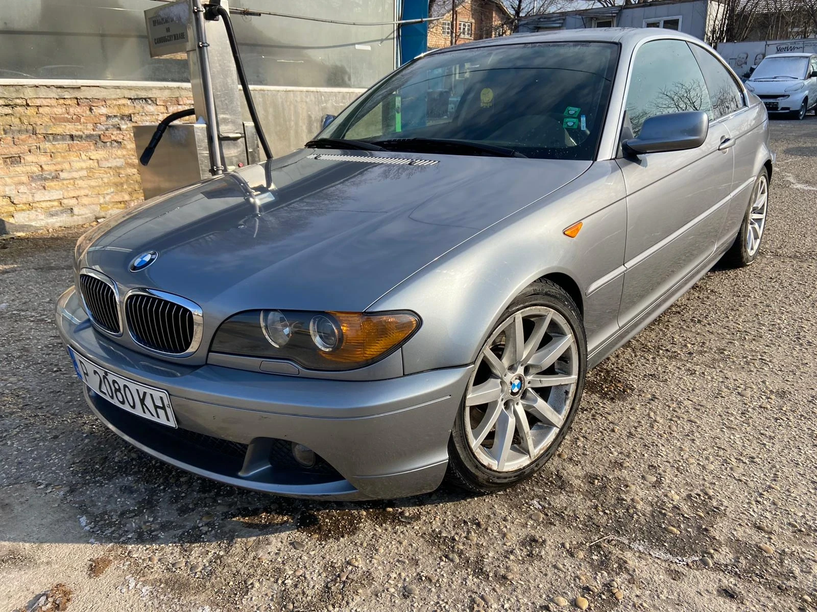 BMW 330