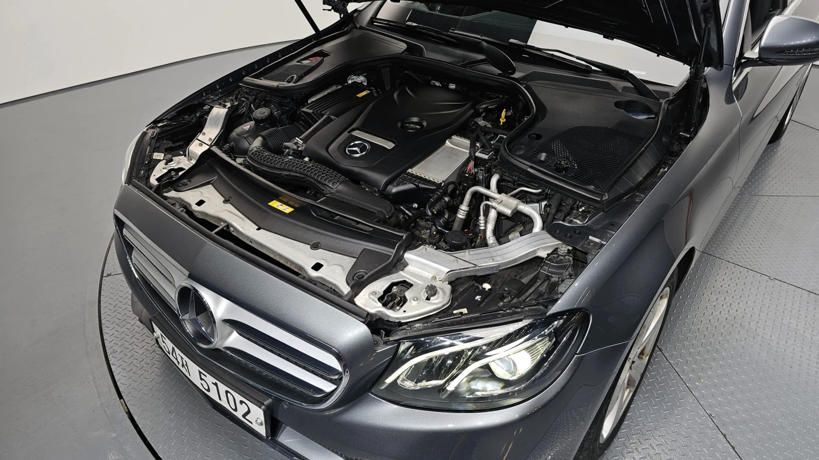 Mercedes-Benz E 300 E300 AMG Line | Panorama | Burmester | 360 Camera | Mobile.bg � ����������� 4