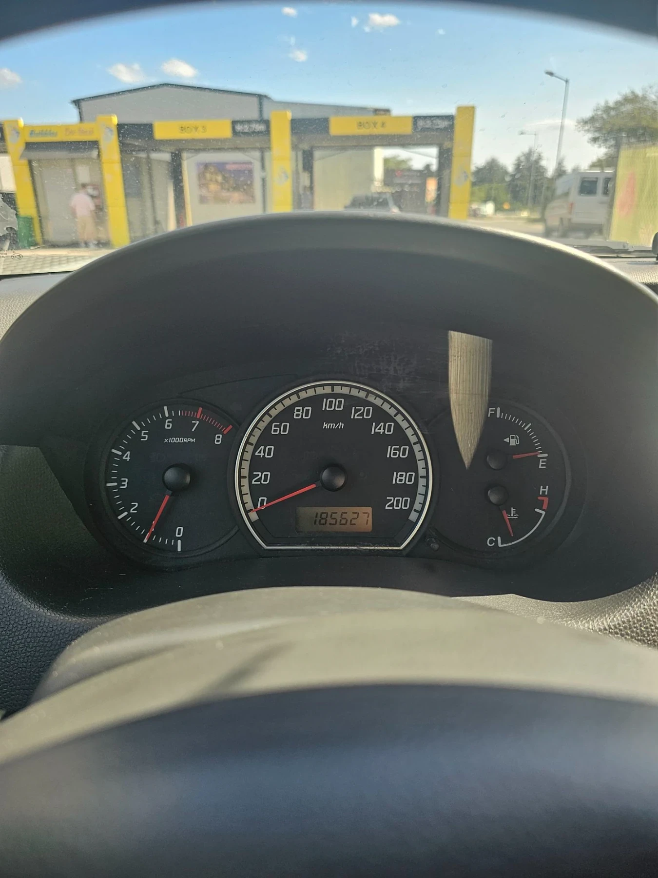 Suzuki Swift 4x4 1.3, снимка 9 - Автомобили и джипове - 55970045
