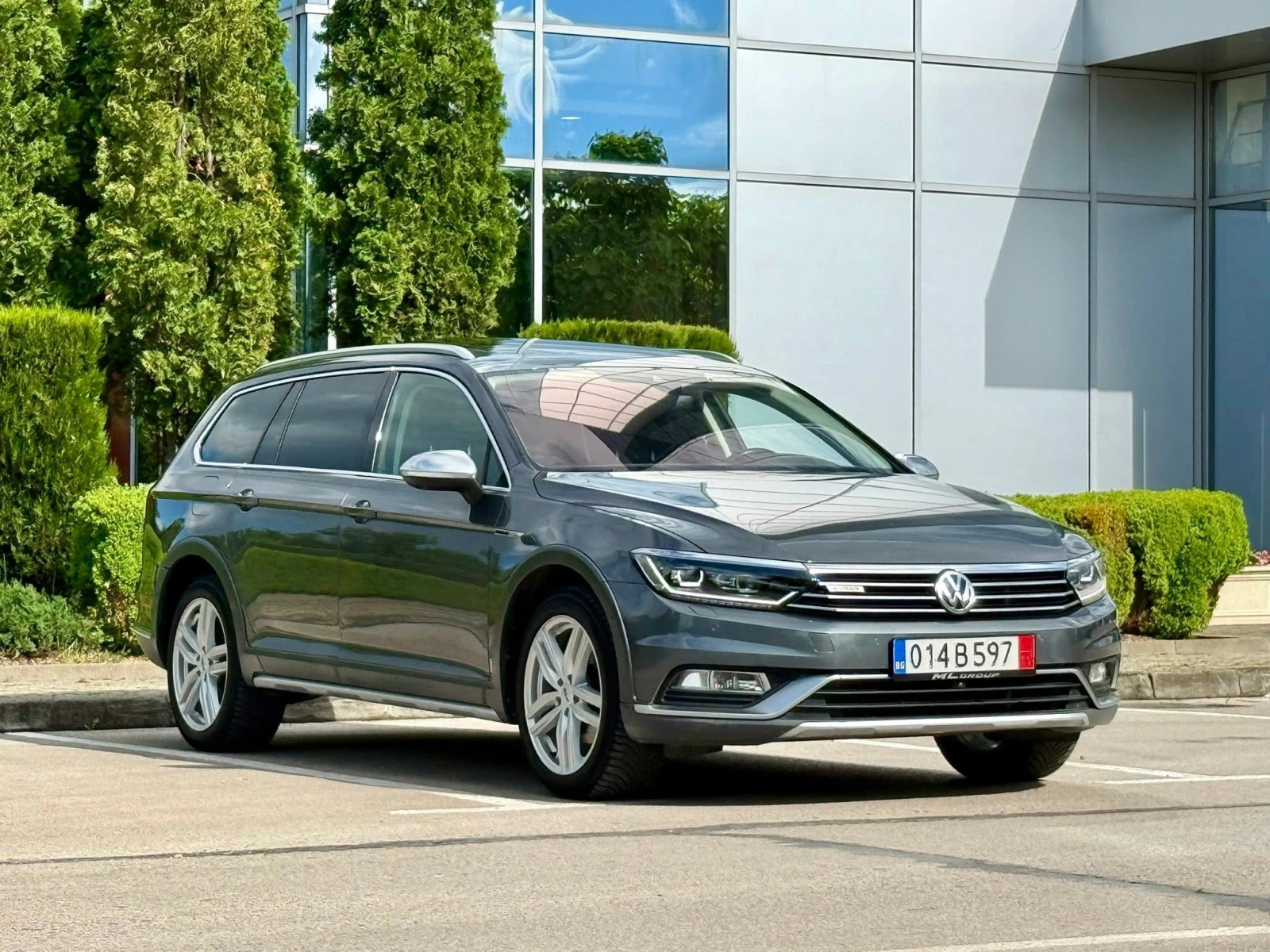 VW Passat 2.0 TSI CH 4x4 | Mobile.bg � ����������� 1