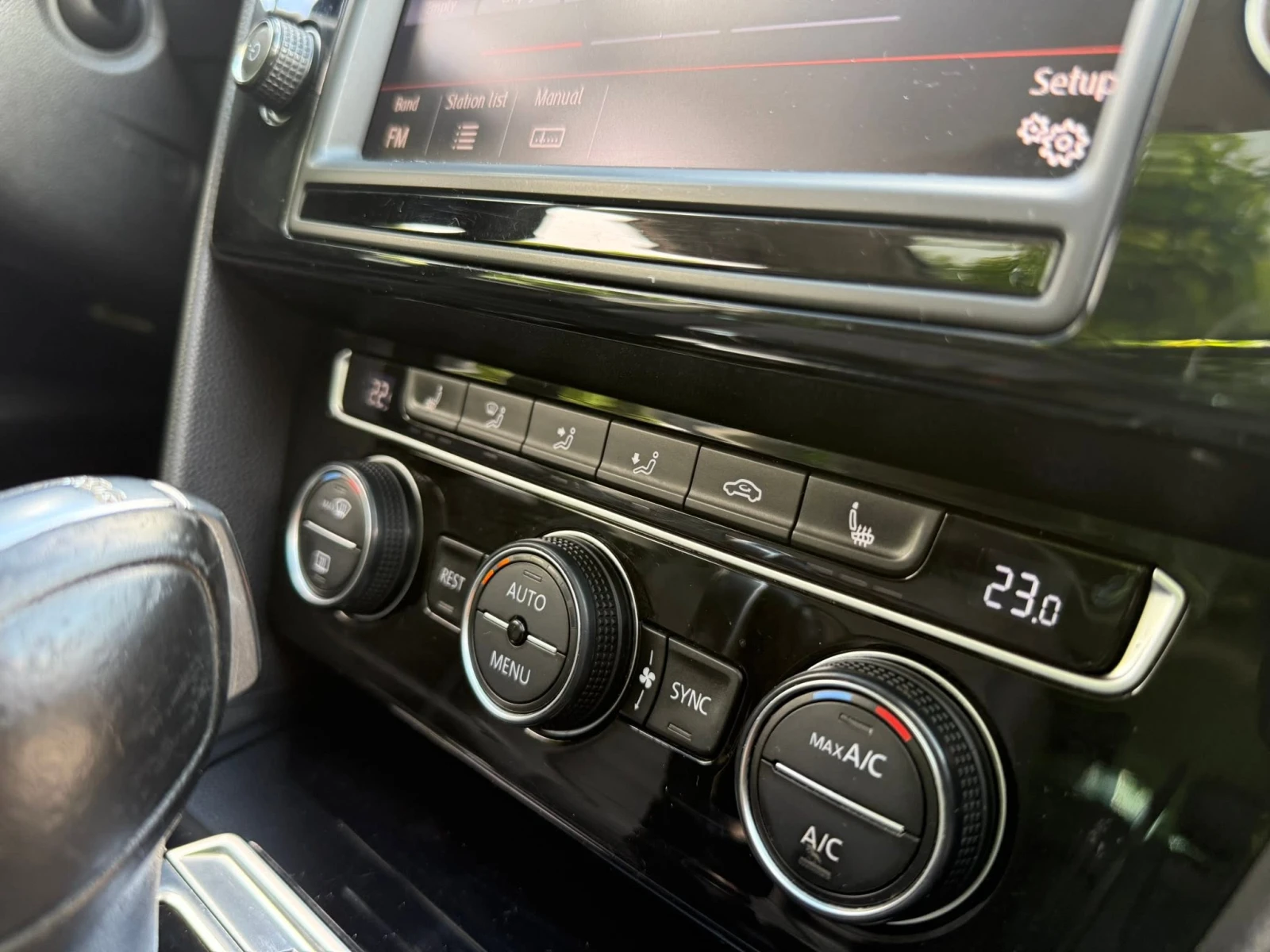 VW Passat 2.0 TSI CH 4x4 | Mobile.bg � ����������� 10