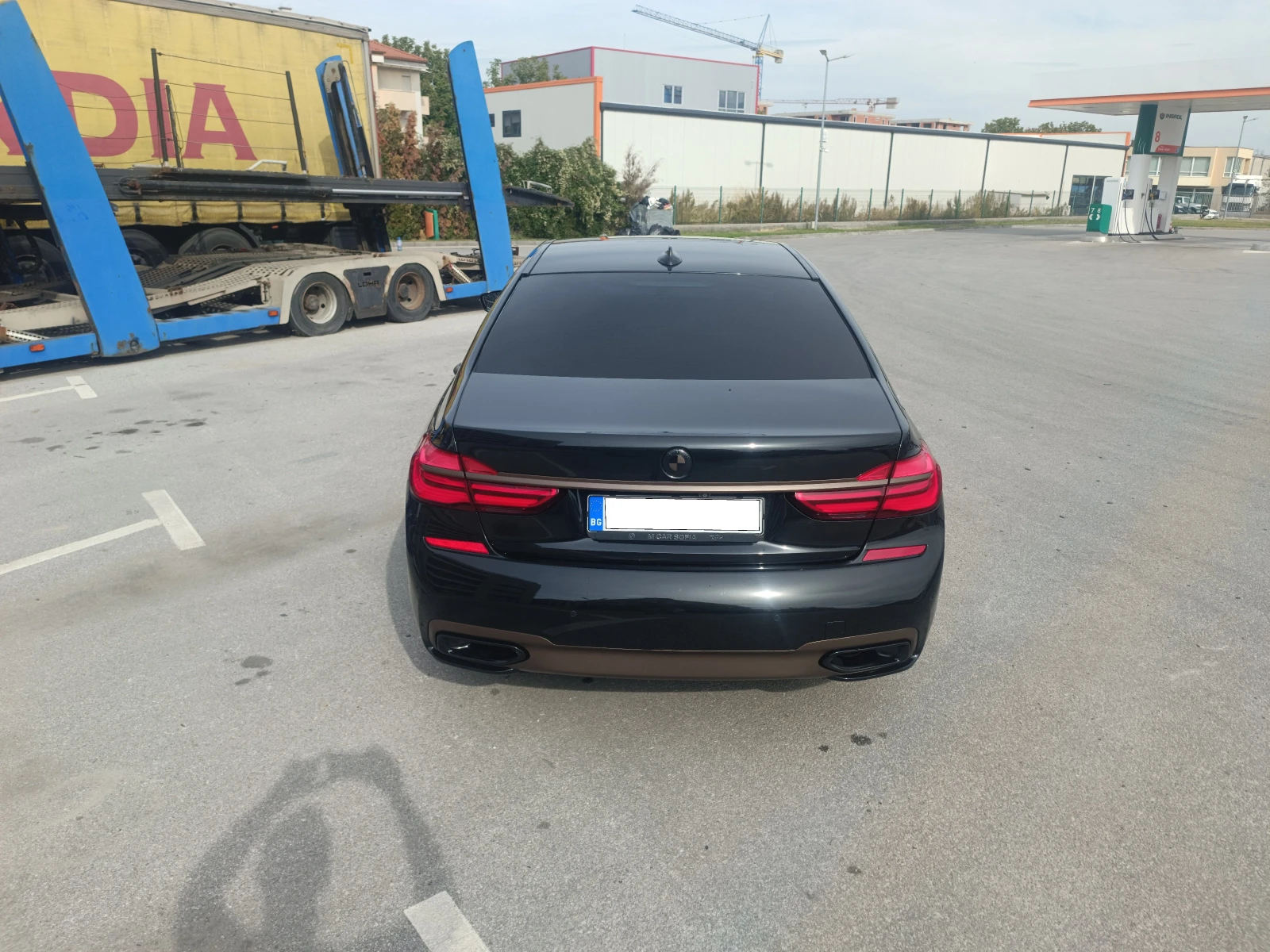 BMW 730 M-Pack/xDrive/ExecutiveDrivePRO/Laser/HUD/360/, снимка 7 - Автомобили и джипове - 56467952