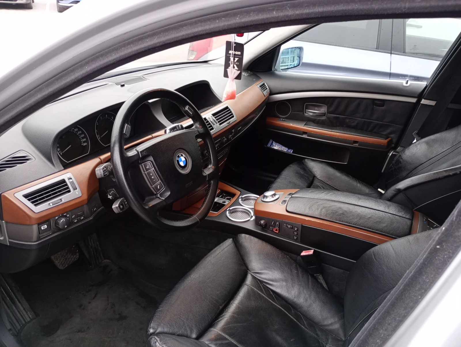 BMW 745 ПРУЖИНА, снимка 5 - Автомобили и джипове - 56600113