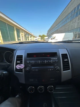 Обява за продажба на Mitsubishi Outlander 2.2 DI-D 4x4 ~12 000 лв. - изображение 8