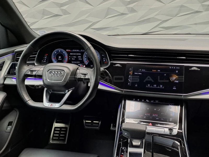 Audi Q8 50 TDI Quattro S-line* Matrix* B&O* Navi* Camera, снимка 12 - Автомобили и джипове - 44837342