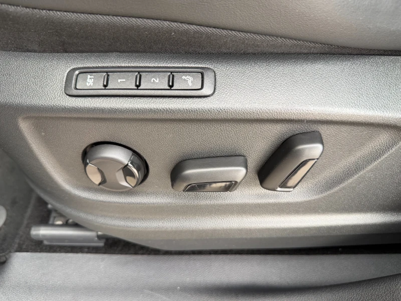 Skoda Kodiaq 2.0 TDI 4x4 L&K, снимка 7 - Автомобили и джипове - 52444390