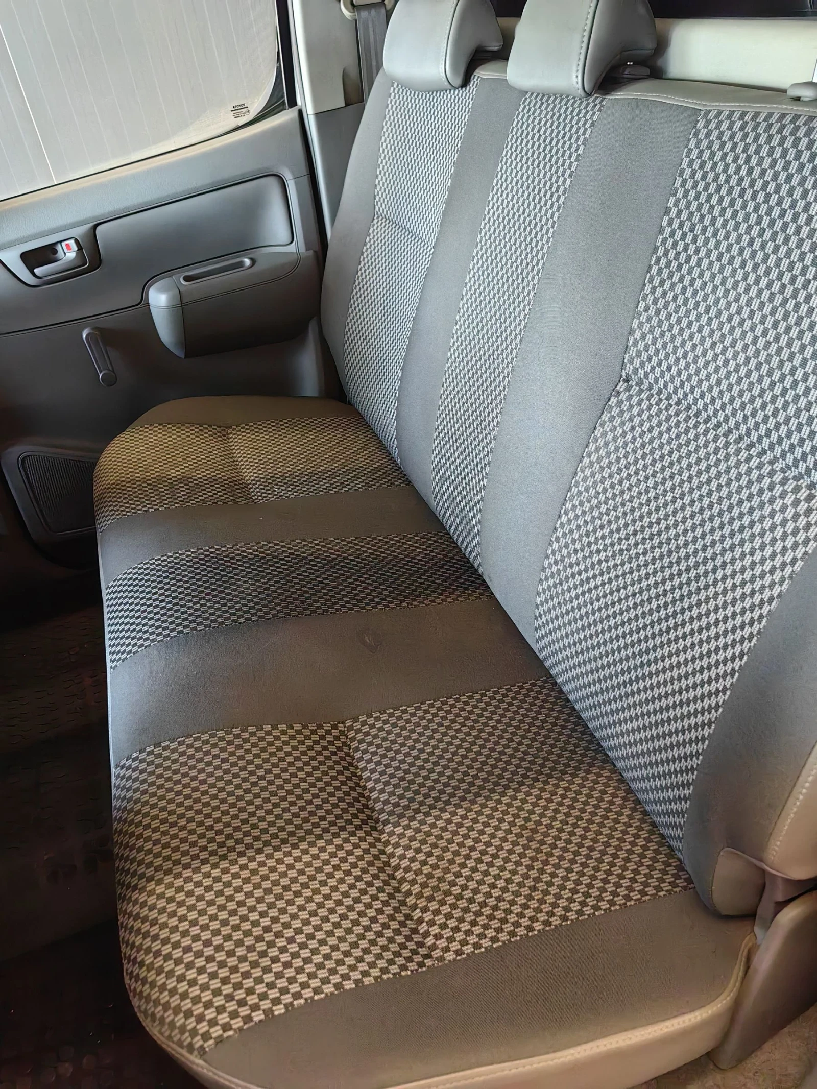 Toyota Hilux 2.5 D4D / N1 / БЛОКАЖ / КЛИМА - изображение 8