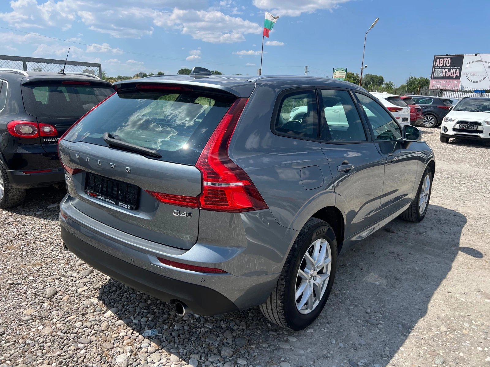 Volvo XC60 2.0 D AWD - изображение 5