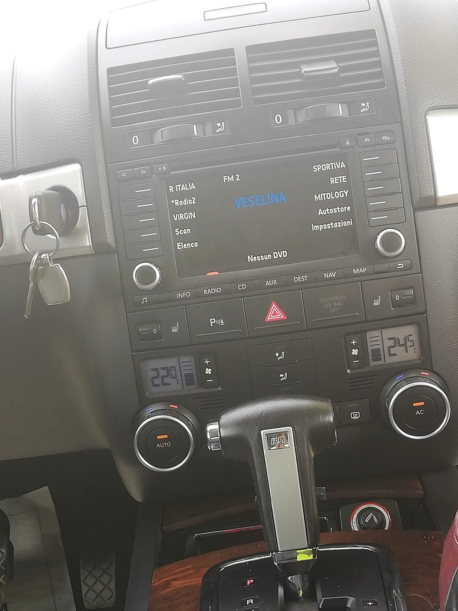 VW Touareg  - изображение 3