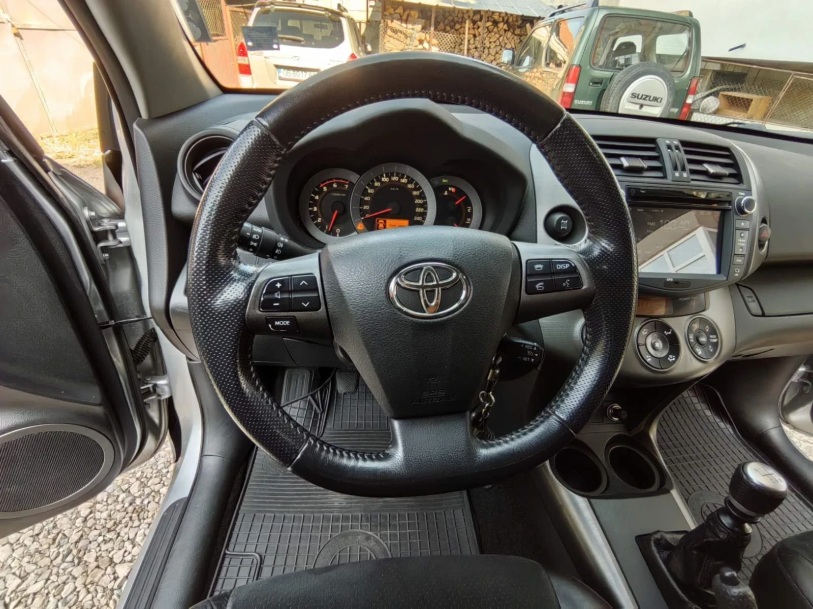 Toyota Rav4 2.2d4d - изображение 8
