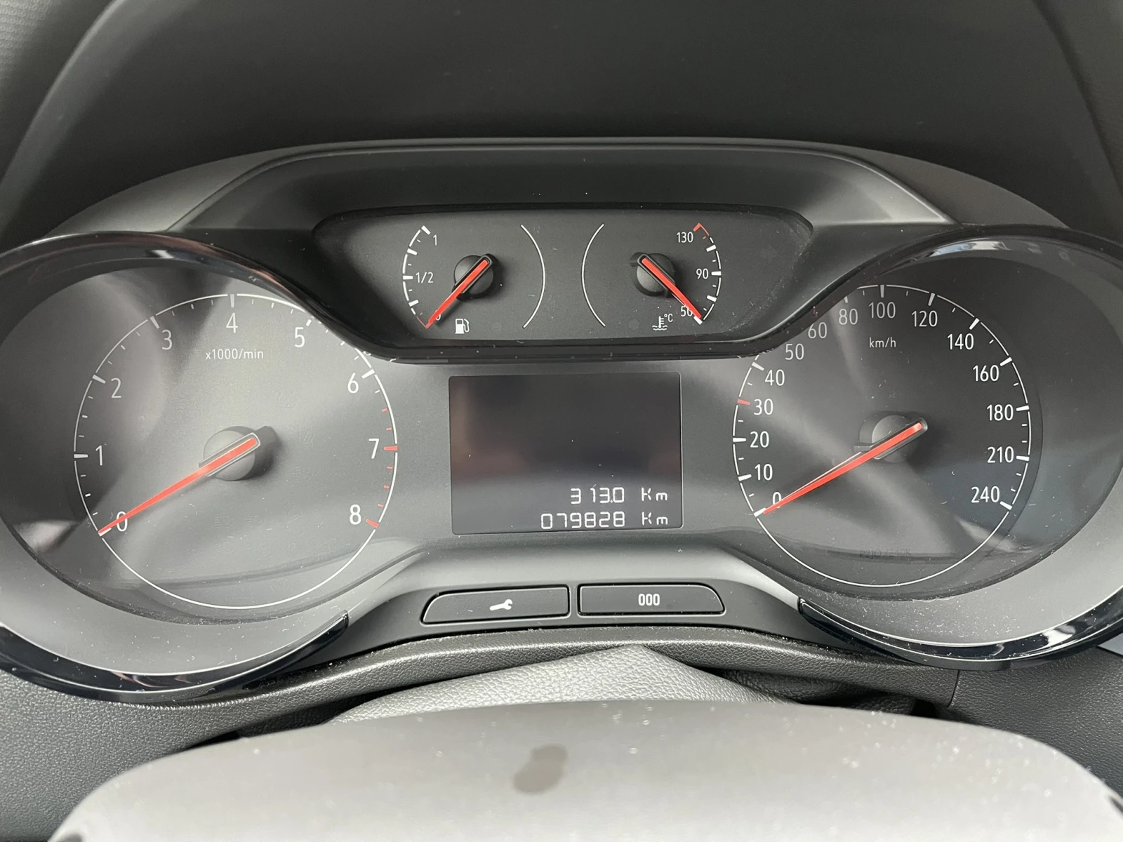 Opel Crossland X Edition 110 hp MT6 MY23 | Mobile.bg   17