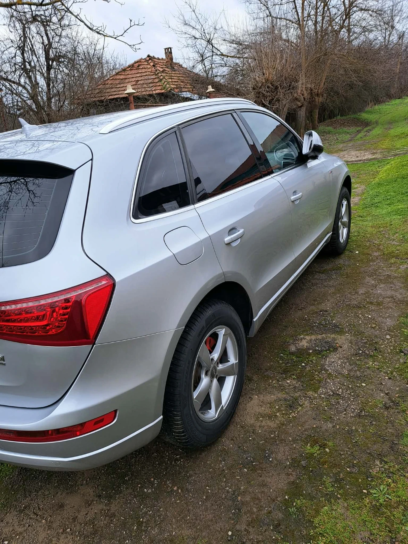 Audi Q5 2.0 TDI, снимка 4 - Автомобили и джипове - 53951358