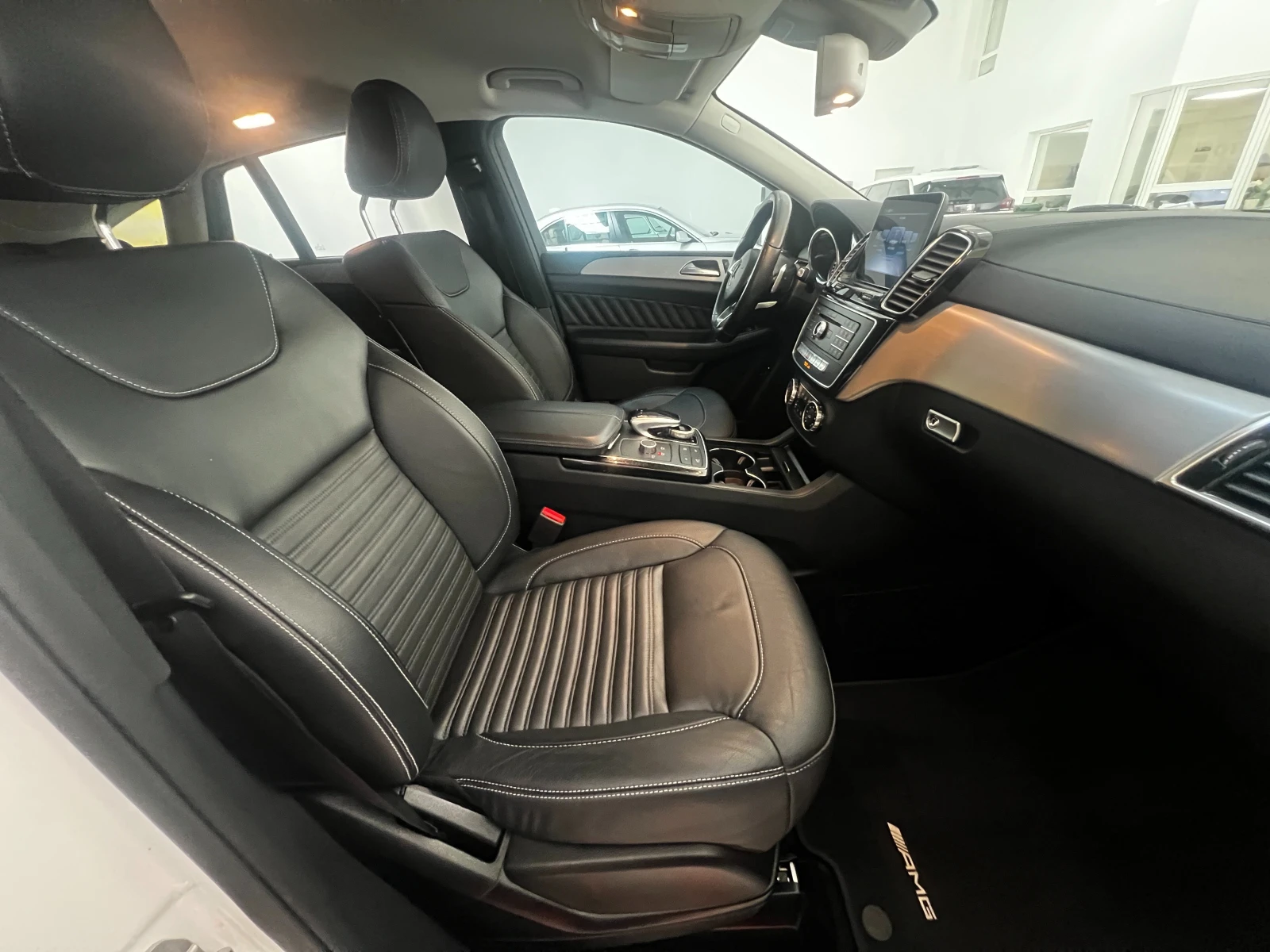 Mercedes-Benz GLE 350 350 d 4Matic Premium, снимка 13 - Автомобили и джипове - 54792976