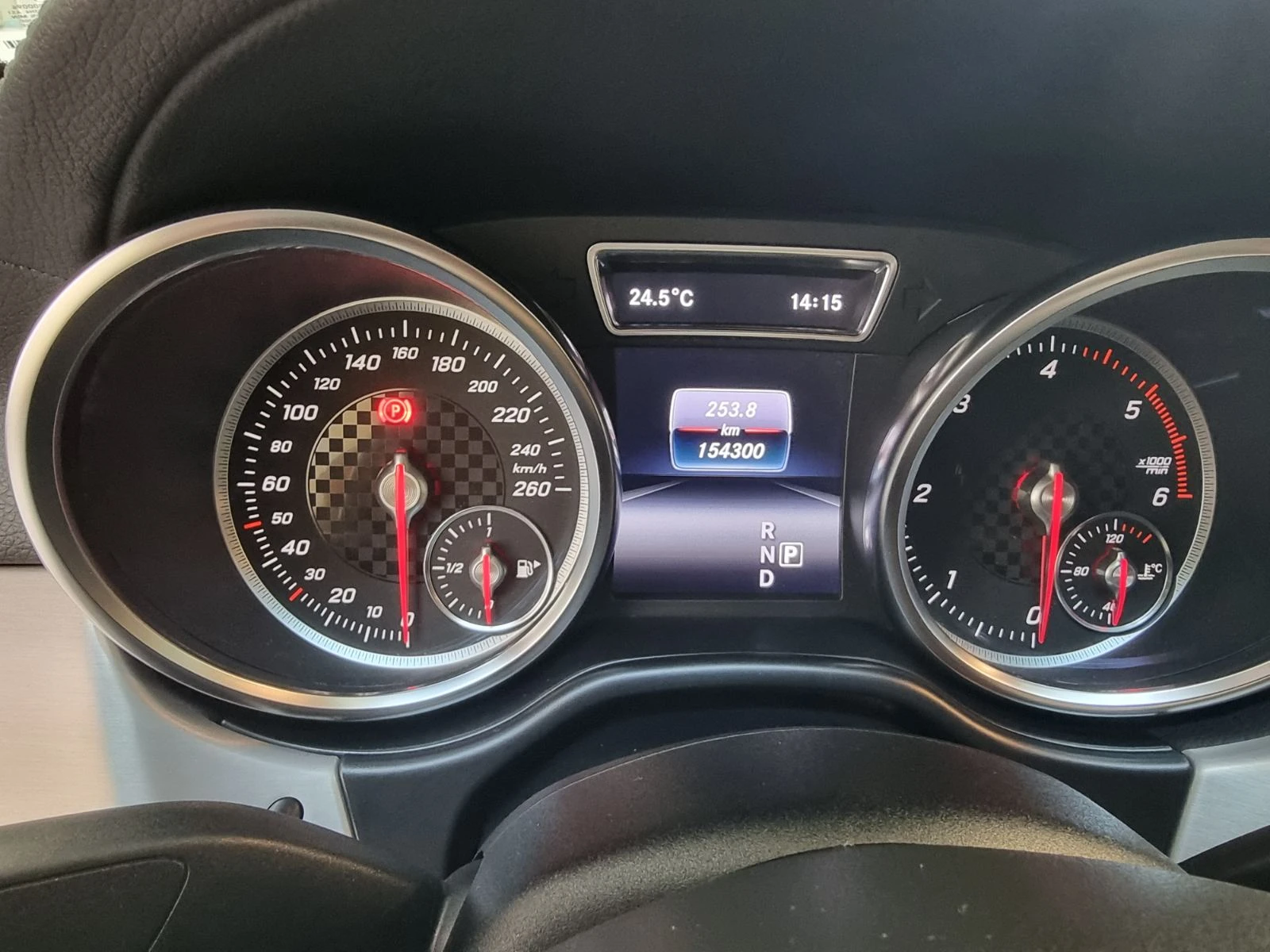 Mercedes-Benz GLE 350 350 d 4Matic Premium, снимка 9 - Автомобили и джипове - 54792976