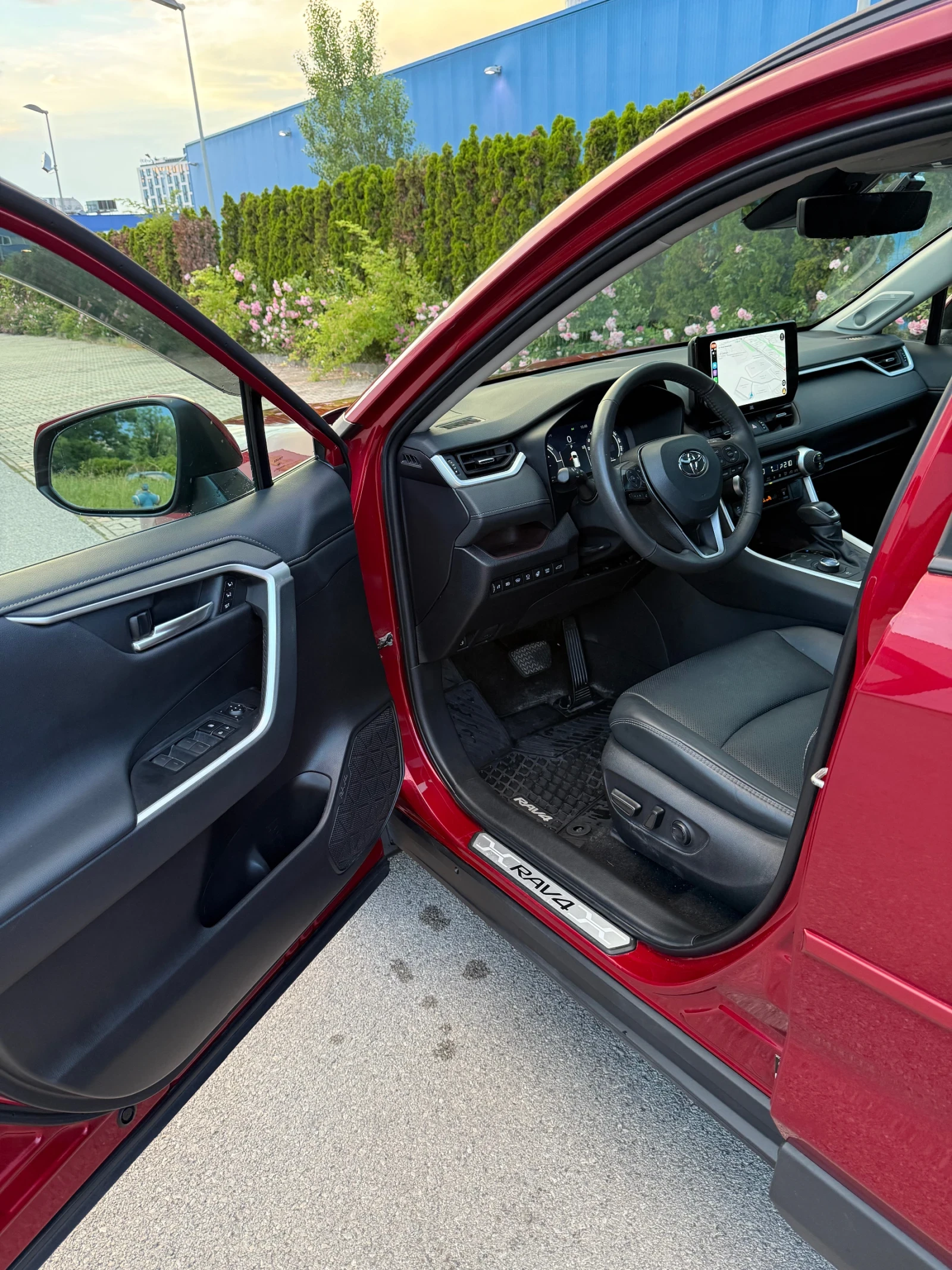Toyota Rav4 Hybrid LIMITED, снимка 7 - Автомобили и джипове - 54876096