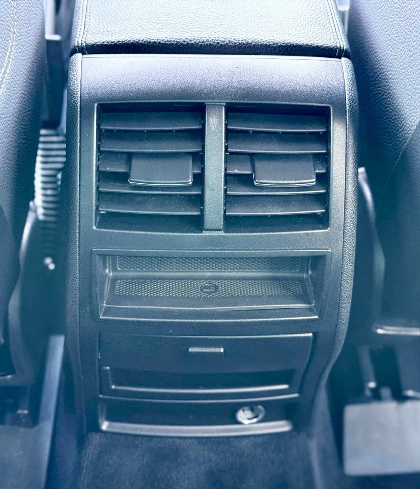 Mercedes-Benz ML 320 4M* Bi-Xenon* Подгрев* , снимка 13 - Автомобили и джипове - 55238167