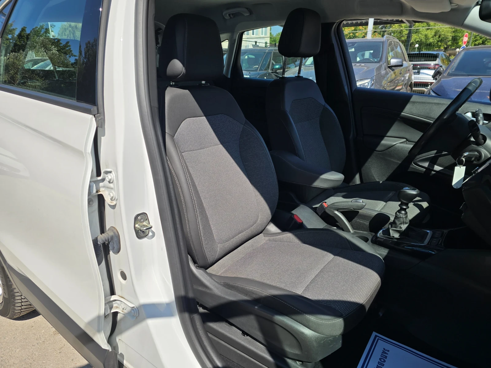 Opel Crossland X 1.5ECOTEC ELEGANCE 110к.с , снимка 13 - Автомобили и джипове - 55485082