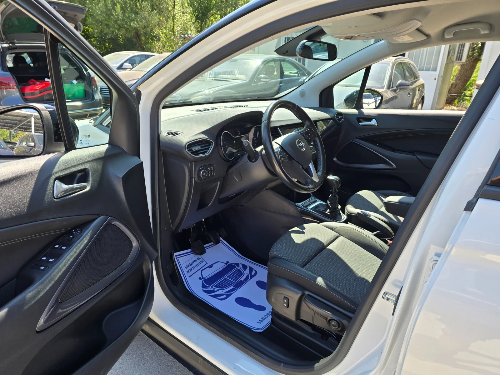 Opel Crossland X 1.5ECOTEC ELEGANCE 110к.с , снимка 10 - Автомобили и джипове - 55485082