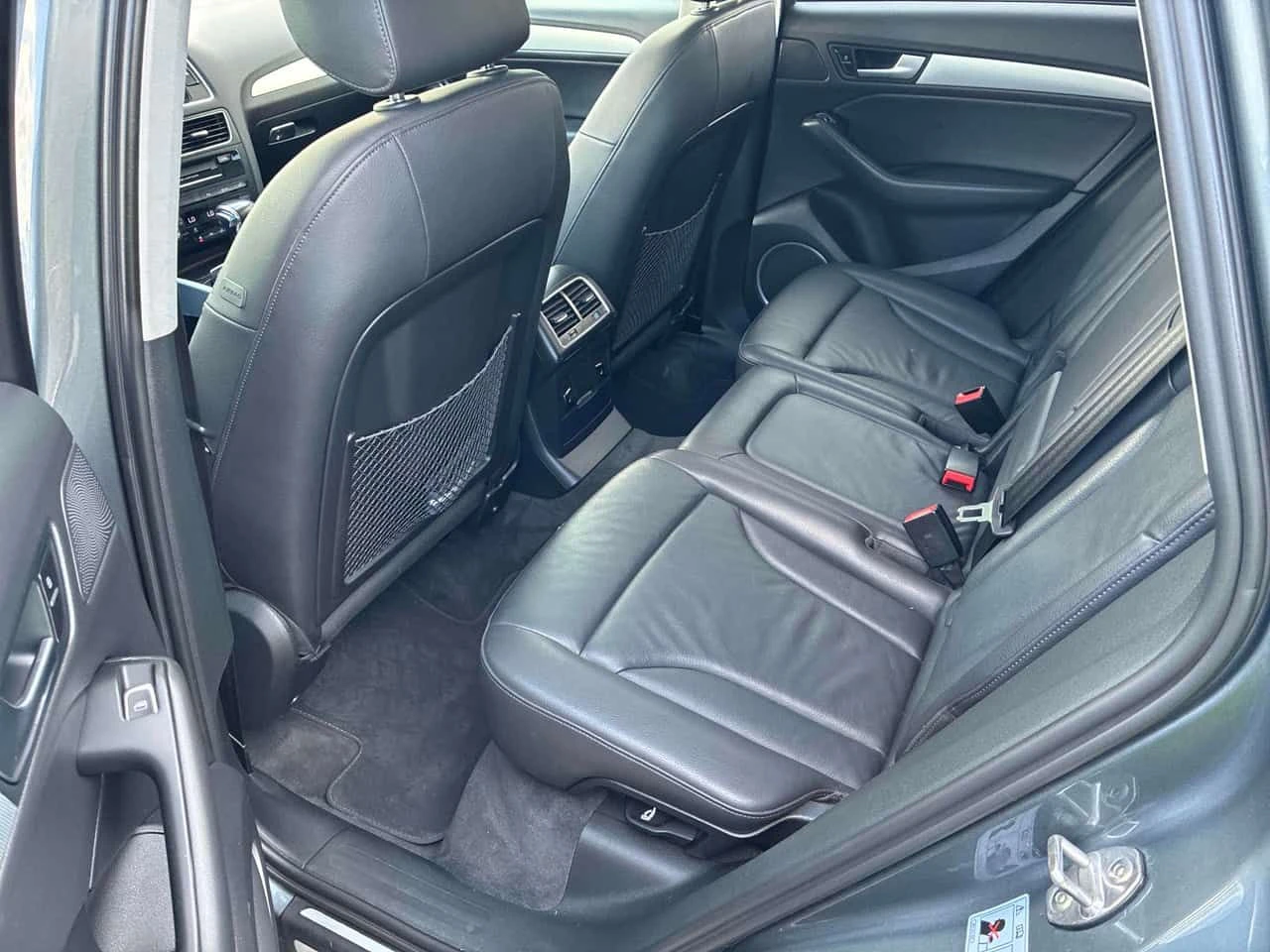 Audi Q5 * 2.0T Technik * CARFAX * ЦЕНА ДО БГ, снимка 12 - Автомобили и джипове - 55608173