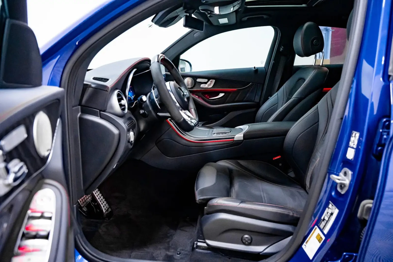 Mercedes-Benz GLC 43 AMG COUPE ЦЕНА ДО БЪЛГАРИЯ АВТОКРЕДИТ, снимка 9 - Автомобили и джипове - 55625113