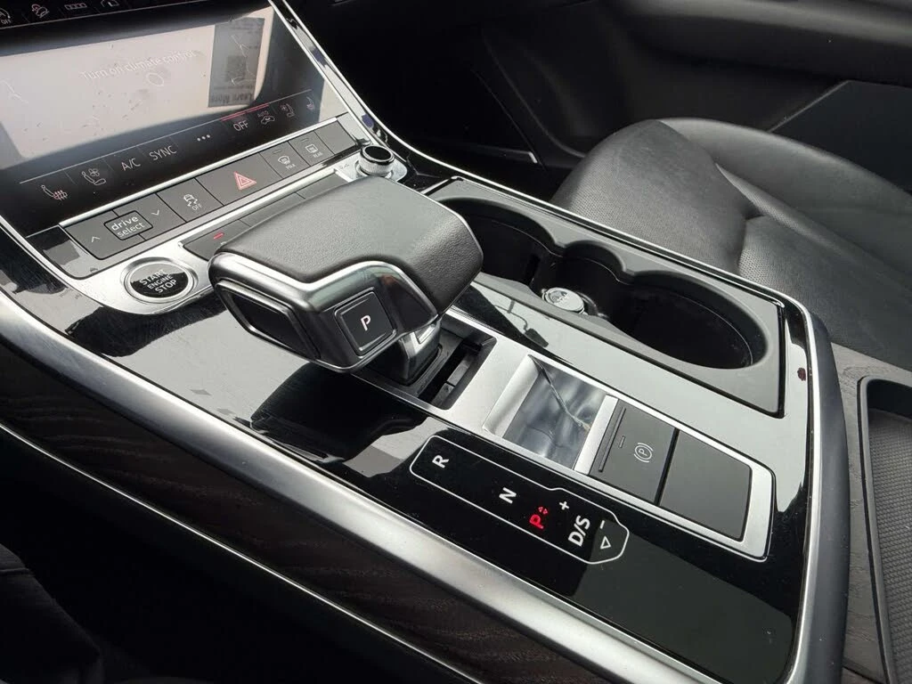Audi Q7 ДИСТРОНИКСЛЕДЕНЕ НА ЛЕНТИ* 360 КАМЕРИ* КРАЙНА ЦЕНА, снимка 14 - Автомобили и джипове - 56562744