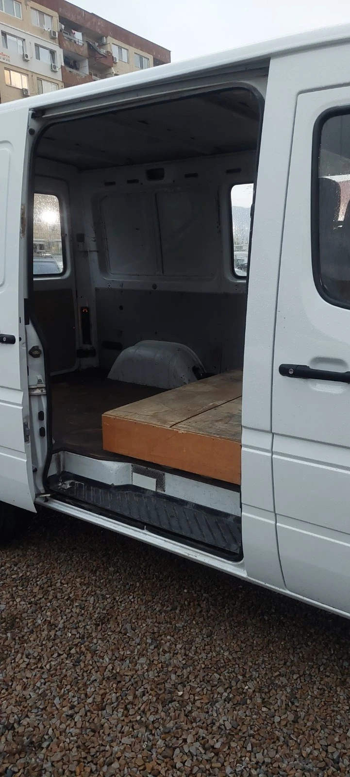 Mercedes-Benz Sprinter 2.3 бензин/метан, снимка 5 - Бусове и автобуси - 43267009