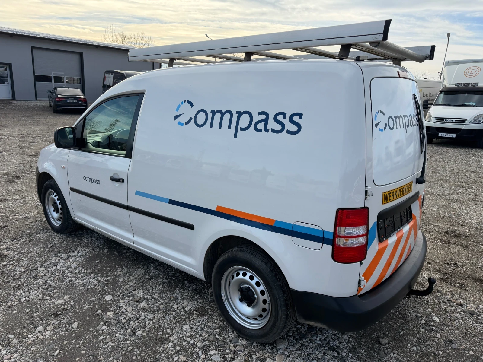 VW Caddy 1.6TDI!3БРОЯ!КЛИМА - изображение 6