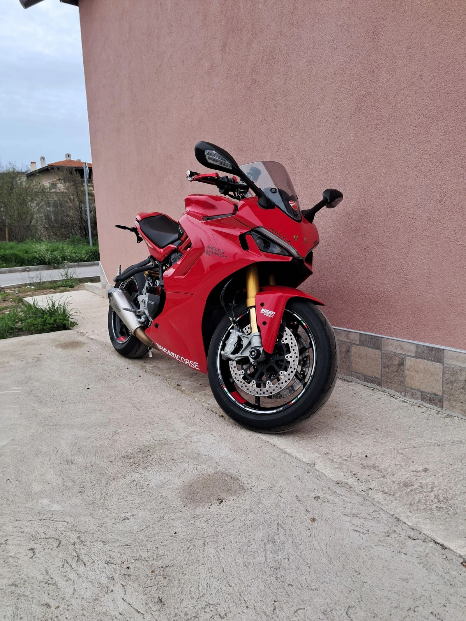 Ducati Supersport 950 S