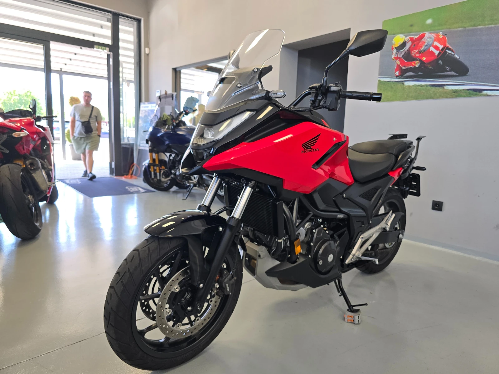 Honda Nc 750X, DCT, 2000км.!, снимка 7 - Мотоциклети и мототехника - 55372579