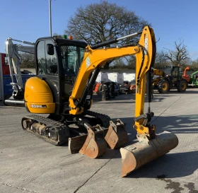 Багер JCB 8026 лизинг с първоначална вноска 20 % | Auto.bg — изображение 2