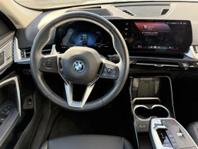 BMW iX1 xDrive30, снимка 12