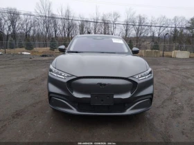 Ford Mustang Mach-E AWD, снимка 12