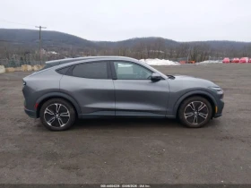 Ford Mustang Mach-E AWD, снимка 13