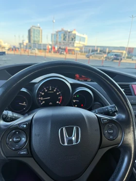 Honda Civic 1.8 i-VTEC , снимка 3 - Автомобили и джипове - 53664443