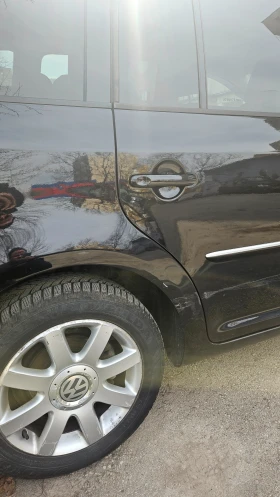 VW Touran BMM - 4500 € / 8801.24 лв. - 61074592 2