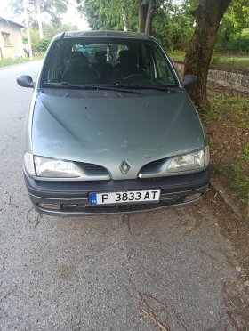 Renault Scenic - 500 € / 977.91 лв. - 12004563 2