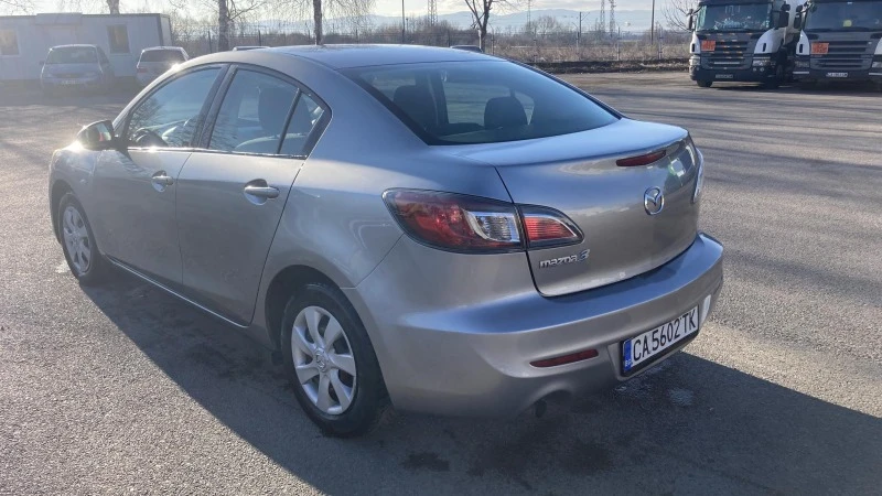 Mazda 3, снимка 4 - Автомобили и джипове - 45463020