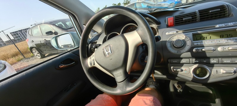 Honda Jazz 1.4i face , снимка 17 - Автомобили и джипове - 46323789